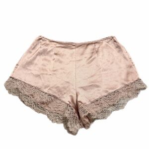 Y2K Vintage Victoria’s Secret Satin Lace Trim Lingerie Tap Shorts (Champagne) XS